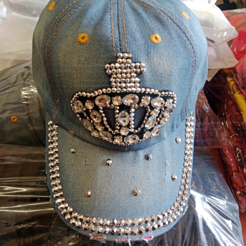 caps for Queens and KINGS